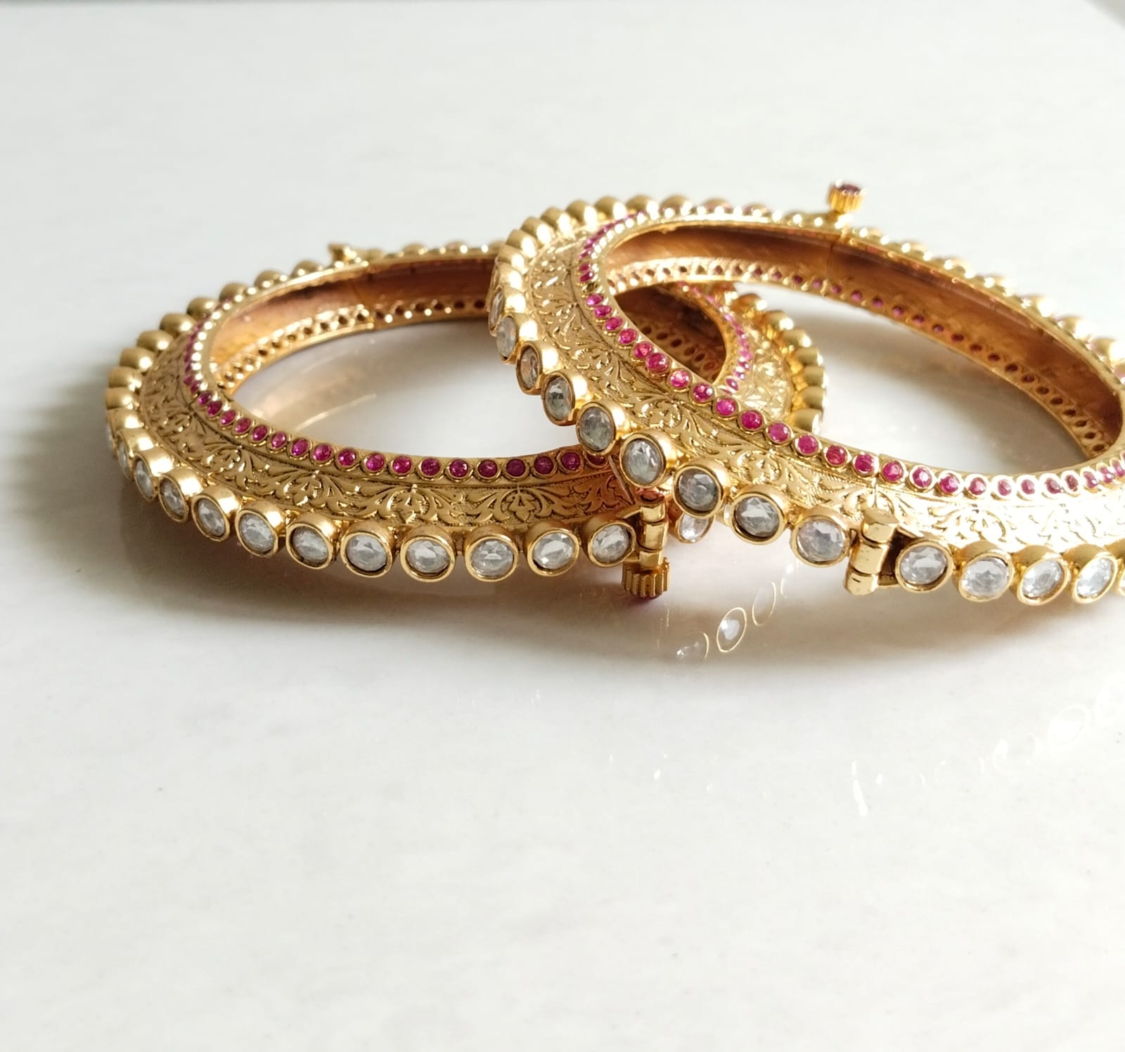 Vedanshi Bangles